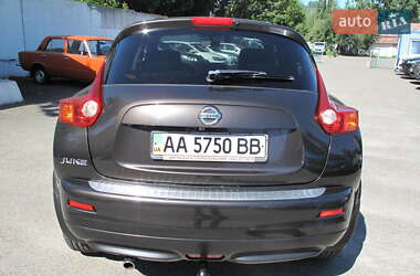 Позашляховик / Кросовер Nissan Juke 2011 в Києві