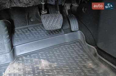 Позашляховик / Кросовер Nissan Juke 2011 в Києві