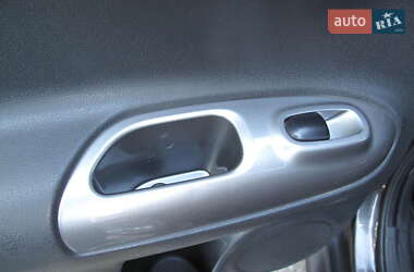 Позашляховик / Кросовер Nissan Juke 2011 в Києві