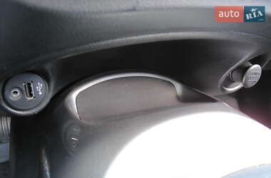 Позашляховик / Кросовер Nissan Juke 2011 в Києві