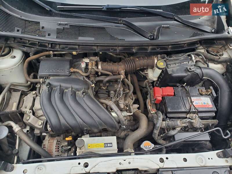 Внедорожник / Кроссовер Nissan Juke 2019 в Ирпене