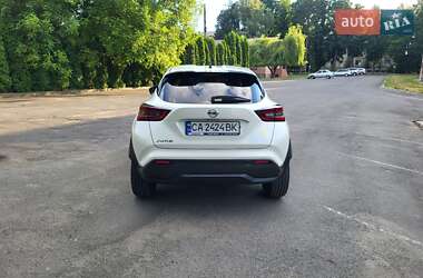 Внедорожник / Кроссовер Nissan Juke 2021 в 