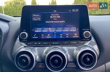 Внедорожник / Кроссовер Nissan Juke 2021 в 