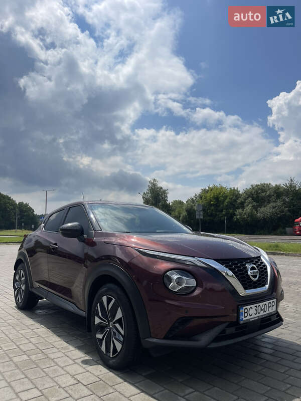 Позашляховик / Кросовер Nissan Juke 2022 в Львові