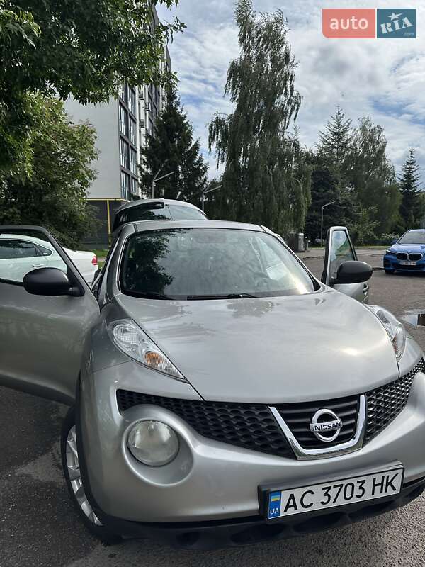 Внедорожник / Кроссовер Nissan Juke 2011 в Луцке