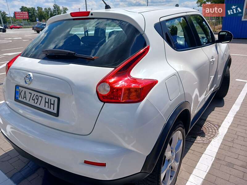 Внедорожник / Кроссовер Nissan Juke 2011 в Киеве