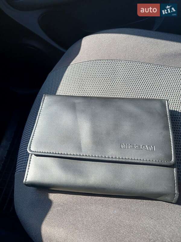 Внедорожник / Кроссовер Nissan Juke 2011 в Киеве