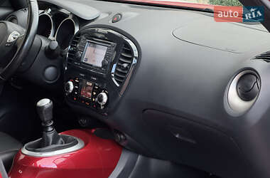Внедорожник / Кроссовер Nissan Juke 2012 в 
