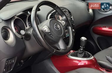 Внедорожник / Кроссовер Nissan Juke 2012 в 