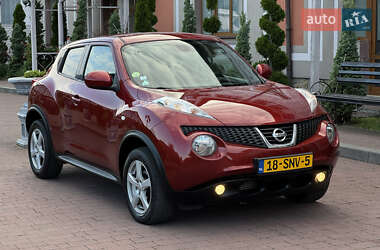 Внедорожник / Кроссовер Nissan Juke 2012 в 