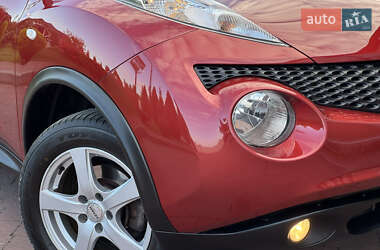 Внедорожник / Кроссовер Nissan Juke 2012 в 