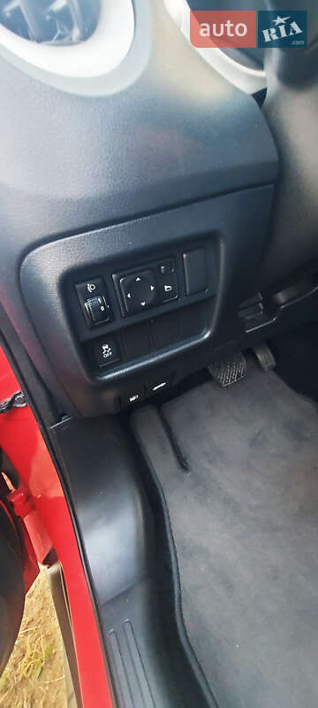 Внедорожник / Кроссовер Nissan Juke 2017 в Белгороде-Днестровском фото 23 Внедорожник / Кроссовер Nissan Juke 2017 в Белгороде-Днестровском