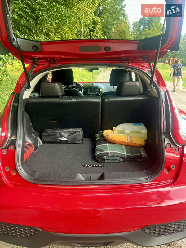 Позашляховик / Кросовер Nissan Juke 2015 в Львові