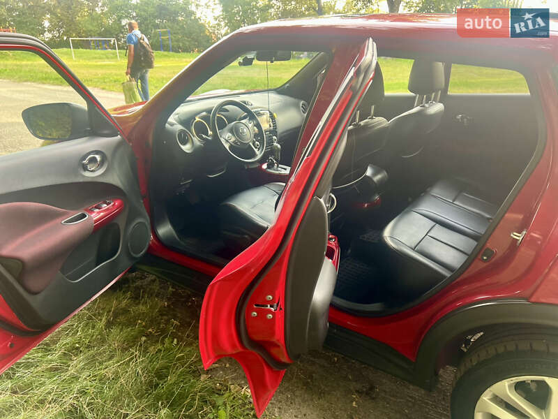 Позашляховик / Кросовер Nissan Juke 2015 в Львові