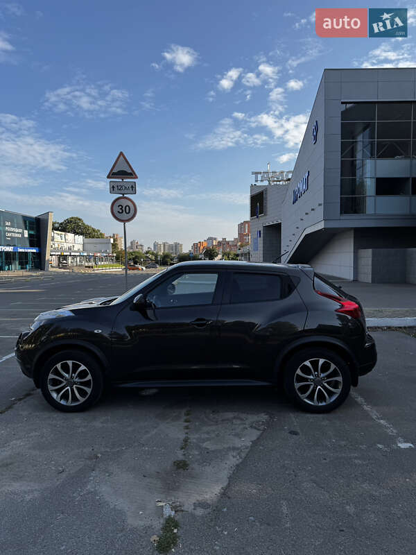 Позашляховик / Кросовер Nissan Juke 2013 в Києві
