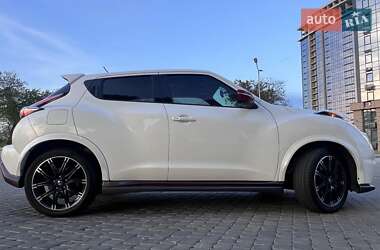 Позашляховик / Кросовер Nissan Juke 2015 в Одесі