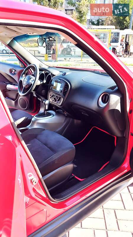 Внедорожник / Кроссовер Nissan Juke 2015 в Днепре