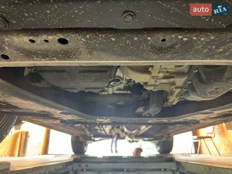 Внедорожник / Кроссовер Nissan Juke 2015 в Днепре