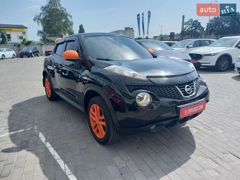 Внедорожник / Кроссовер Nissan Juke 2014 в Полтаве