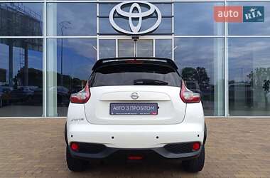 Внедорожник / Кроссовер Nissan Juke 2017 в 
