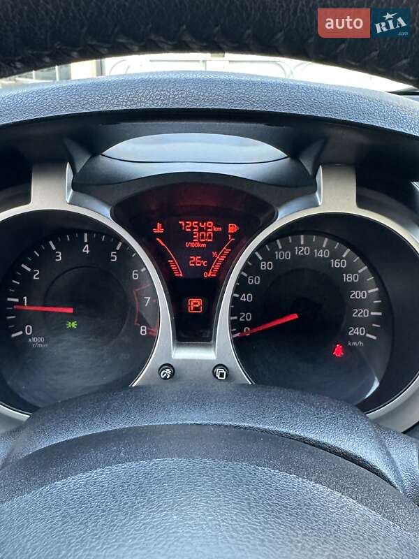 Позашляховик / Кросовер Nissan Juke 2013 в Києві