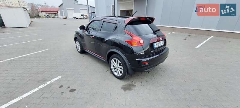 Внедорожник / Кроссовер Nissan Juke 2011 в Одессе