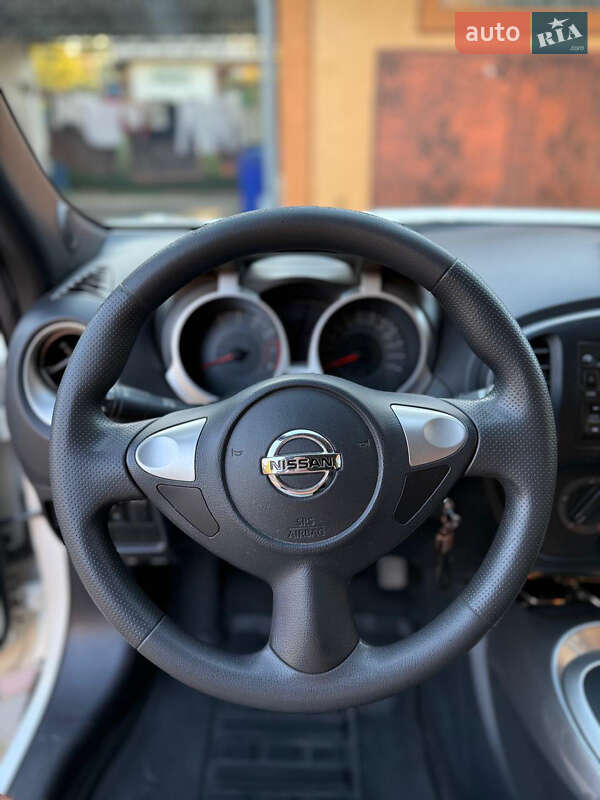 Внедорожник / Кроссовер Nissan Juke 2017 в Львове фото 14 Внедорожник / Кроссовер Nissan Juke 2017 в Львове