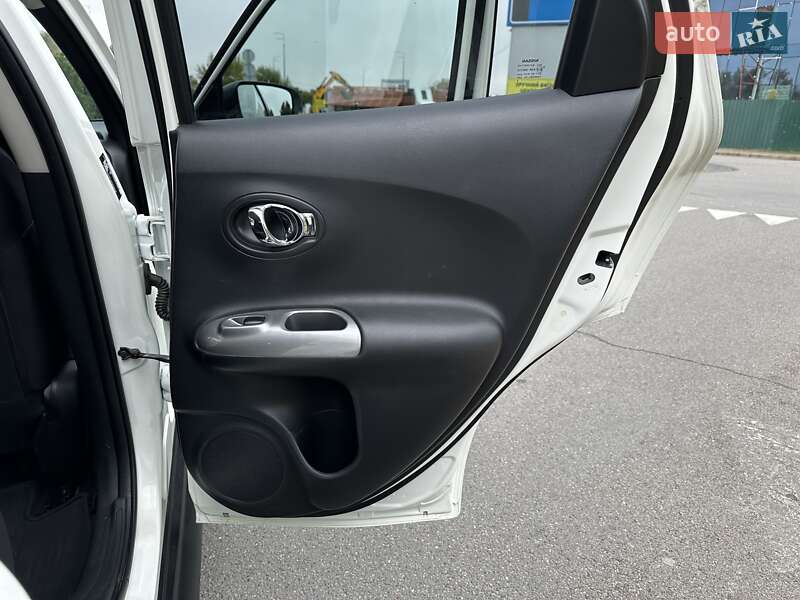 Внедорожник / Кроссовер Nissan Juke 2019 в Киеве