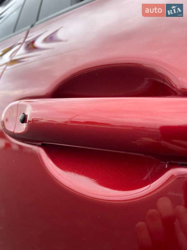 Внедорожник / Кроссовер Nissan Juke 2015 в Днепре фото 48 Внедорожник / Кроссовер Nissan Juke 2015 в Днепре