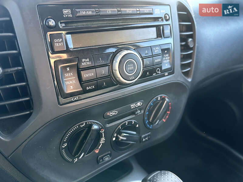 Внедорожник / Кроссовер Nissan Juke 2013 в Львове