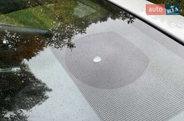 Внедорожник / Кроссовер Nissan Juke 2011 в 