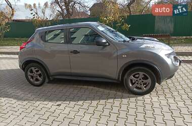 Внедорожник / Кроссовер Nissan Juke 2011 в Надворной