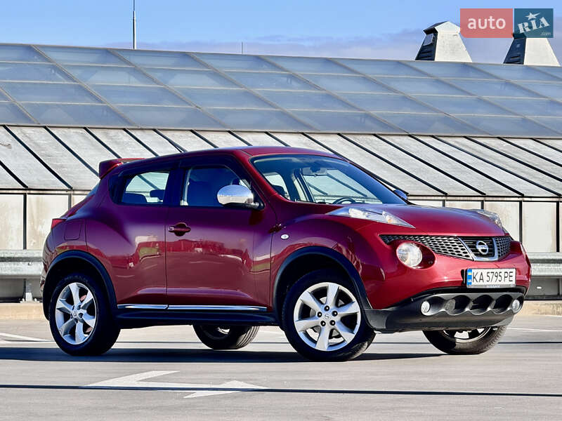 Внедорожник / Кроссовер Nissan Juke 2013 в Киеве