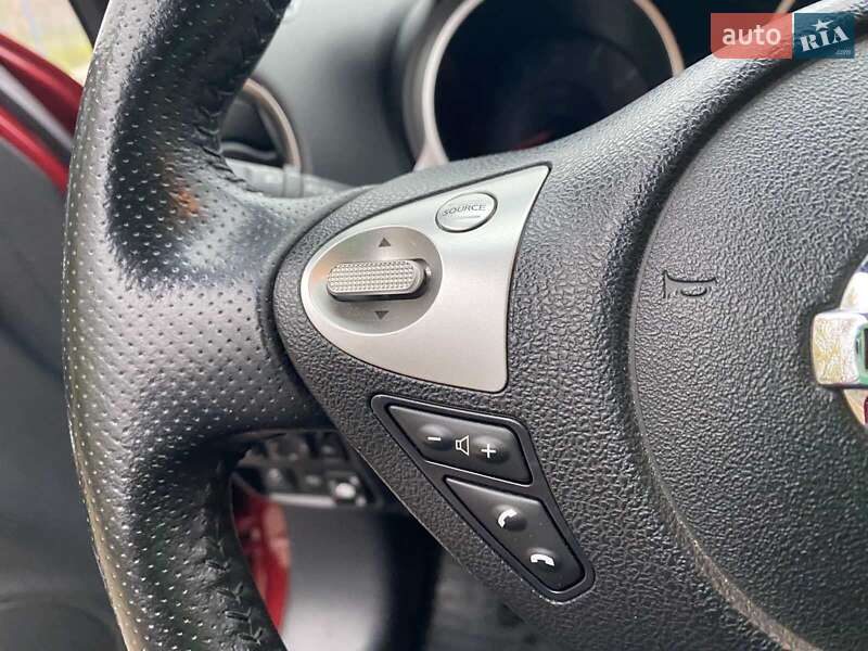 Внедорожник / Кроссовер Nissan Juke 2013 в Николаеве