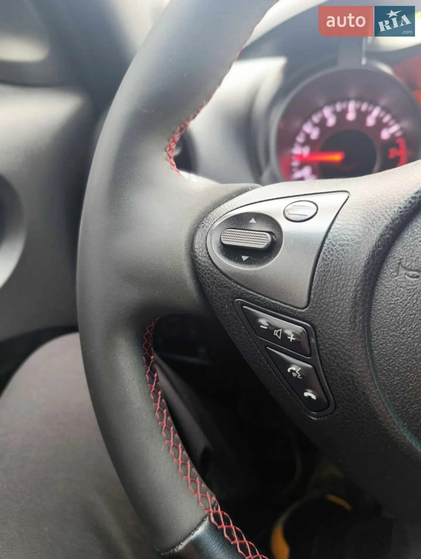 2013 Nissan Juke - мініатюра 48