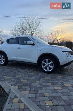 Внедорожник / Кроссовер Nissan Juke 2012 в Белгороде-Днестровском