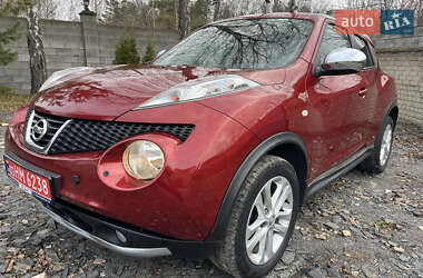 Внедорожник / Кроссовер Nissan Juke 2010 в Кременце