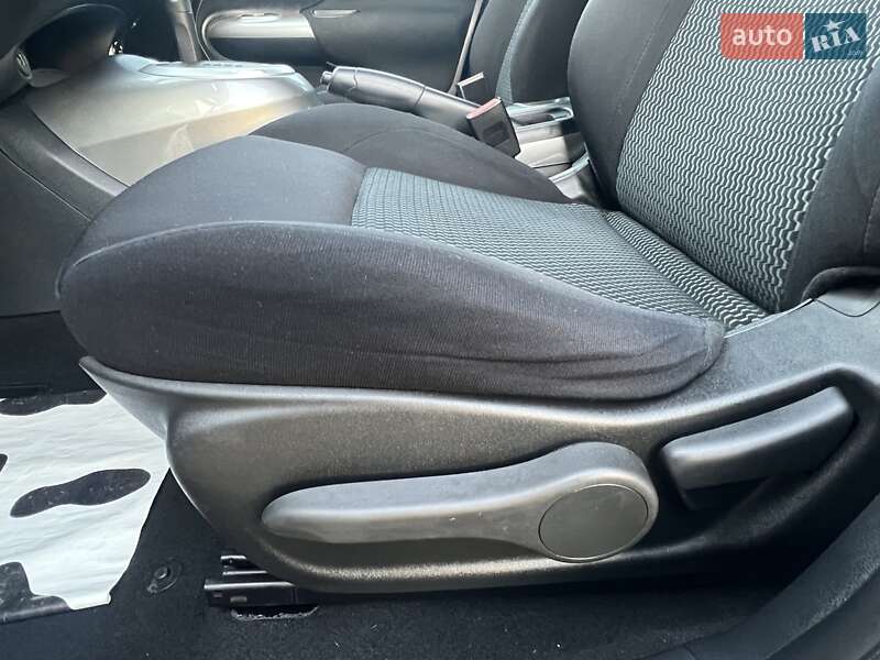 Позашляховик / Кросовер Nissan Juke 2017 в Івано-Франківську фото 103 Позашляховик / Кросовер Nissan Juke 2017 в Івано-Франківську