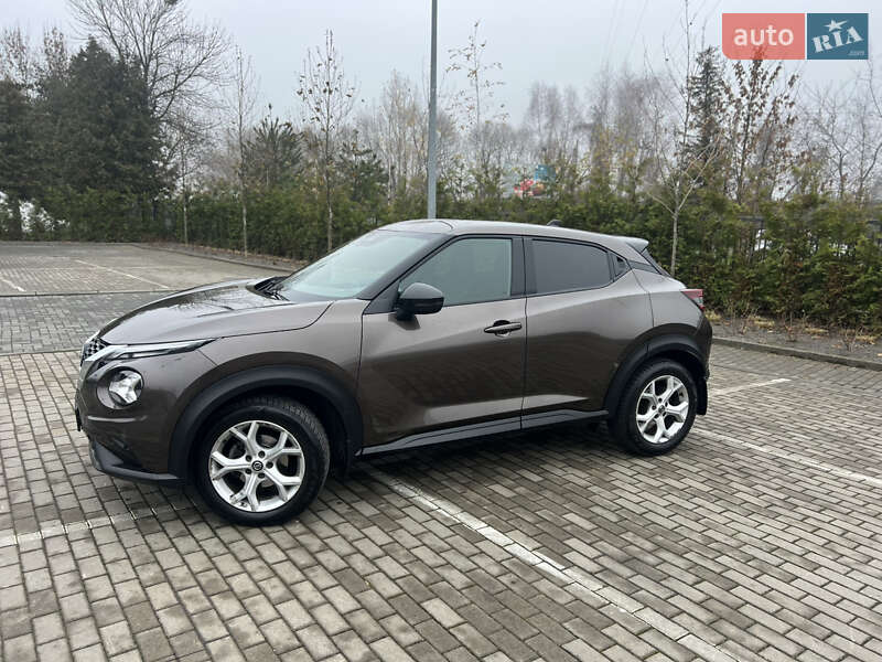 Внедорожник / Кроссовер Nissan Juke 2022 в Львове