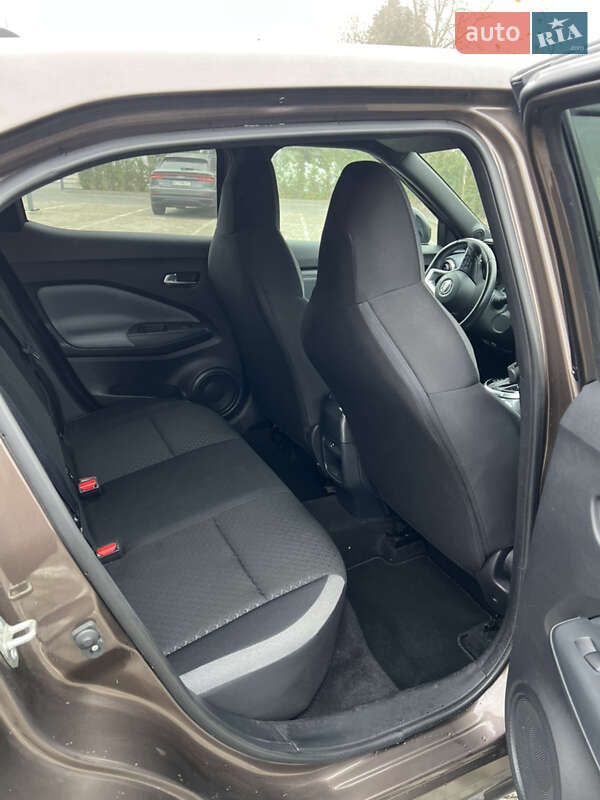 Внедорожник / Кроссовер Nissan Juke 2022 в Львове