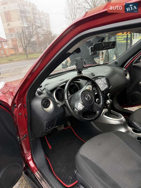 Внедорожник / Кроссовер Nissan Juke 2013 в Хмельницком
