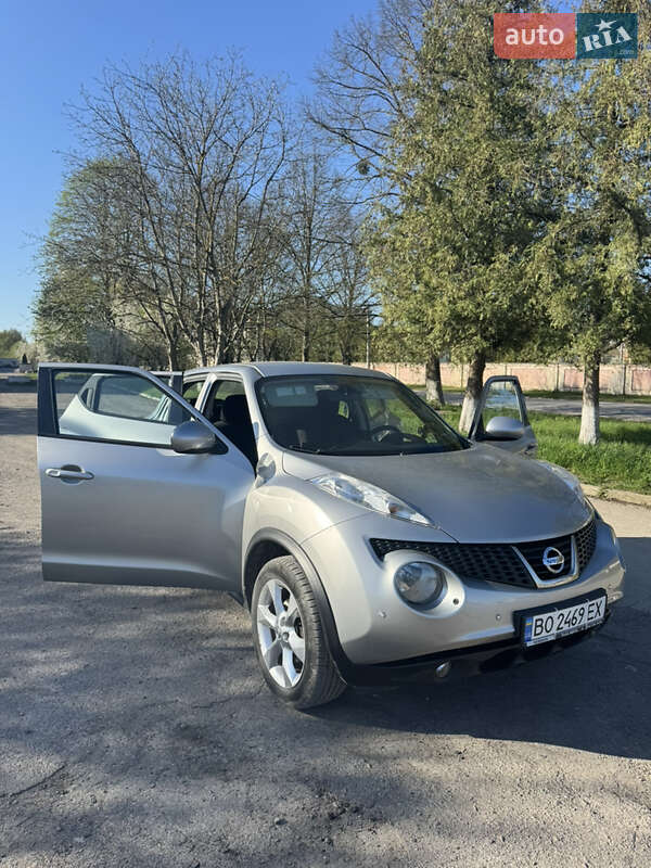 Позашляховик / Кросовер Nissan Juke 2011 в Бережанах