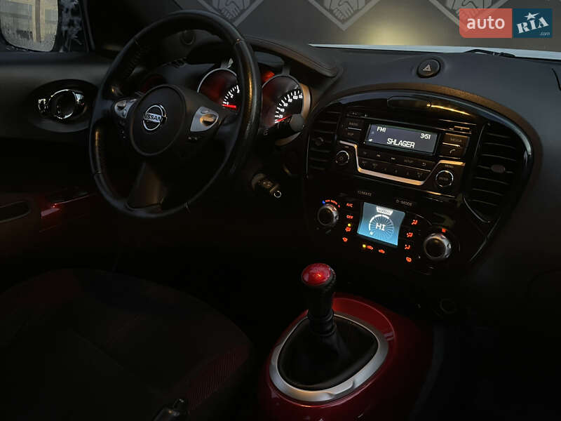 Внедорожник / Кроссовер Nissan Juke 2014 в Киеве