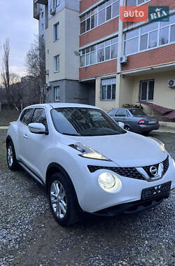 Позашляховик / Кросовер Nissan Juke 2015 в Миколаєві