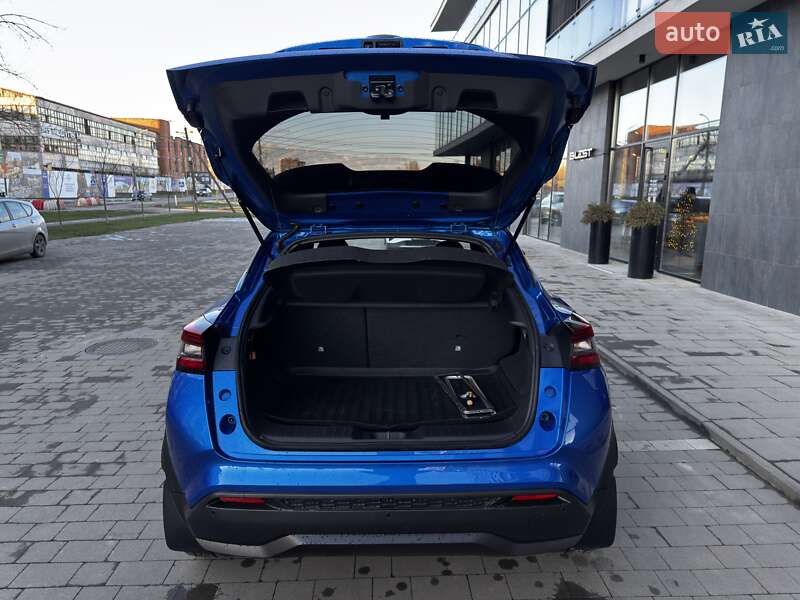 Внедорожник / Кроссовер Nissan Juke 2023 в Ужгороде