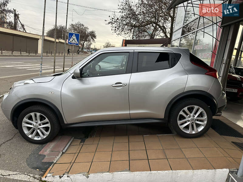 Позашляховик / Кросовер Nissan Juke 2011 в Одесі