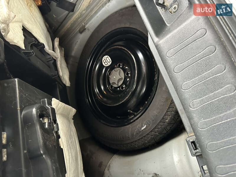 Позашляховик / Кросовер Nissan Juke 2011 в Одесі