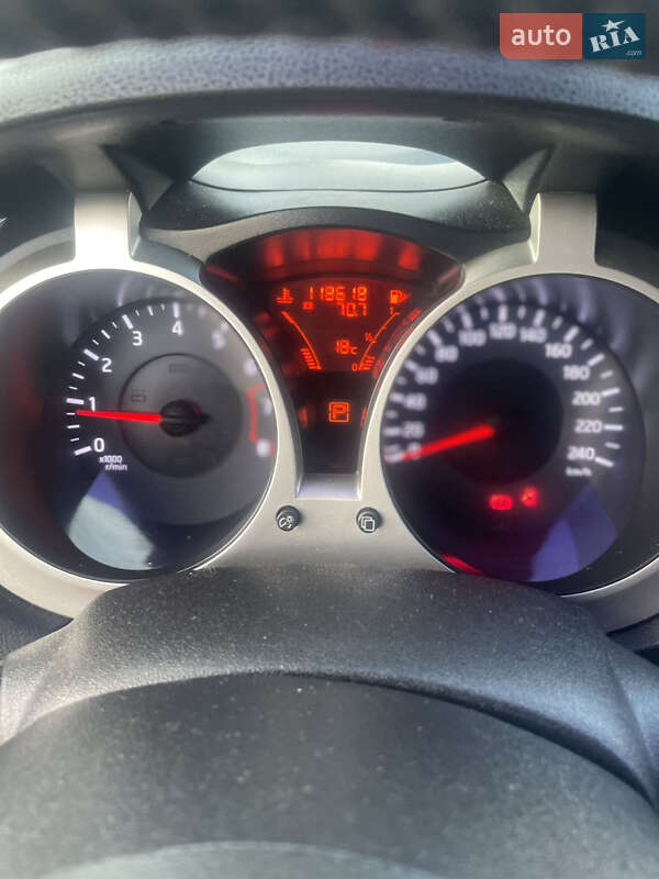 Внедорожник / Кроссовер Nissan Juke 2011 в Одессе