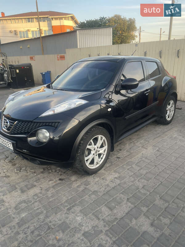 Внедорожник / Кроссовер Nissan Juke 2011 в Одессе