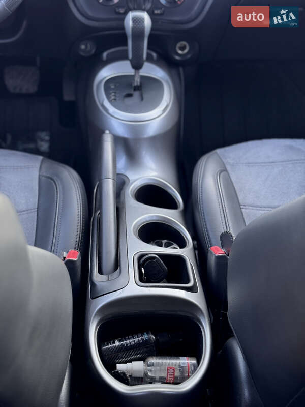 Внедорожник / Кроссовер Nissan Juke 2016 в Чернигове фото 39 Внедорожник / Кроссовер Nissan Juke 2016 в Чернигове